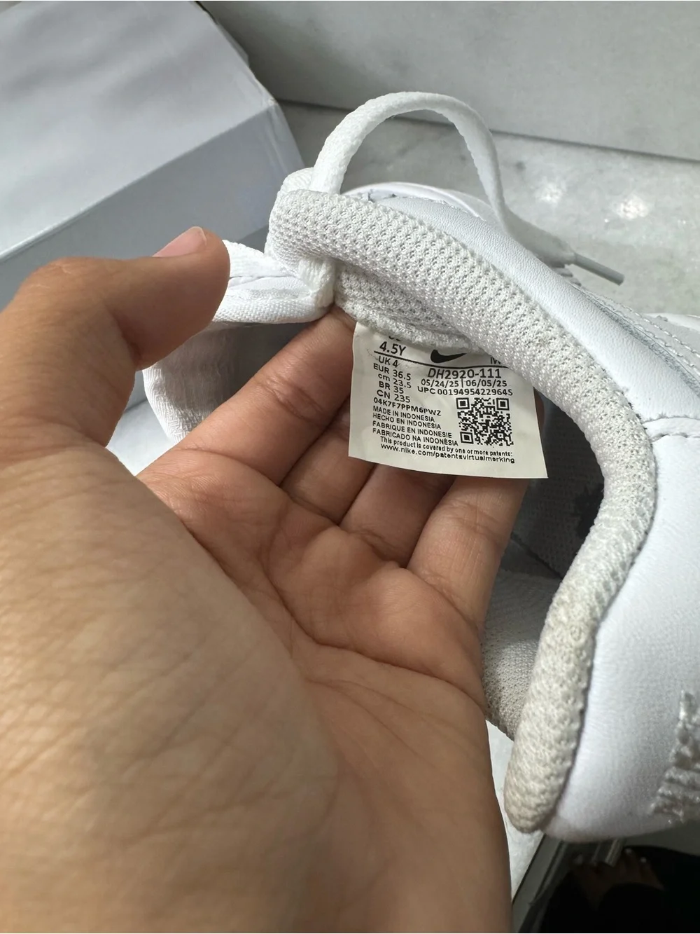 Nike Kids White Low-Top Sneakers